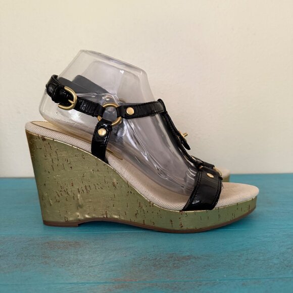 COACH Mercy Crinkle Patent Leather Wedge Sandals Sz 9 - Picture 2 of 13